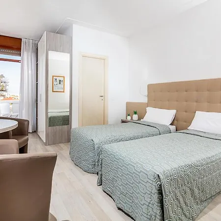 Otel Palma De Majorca 3*